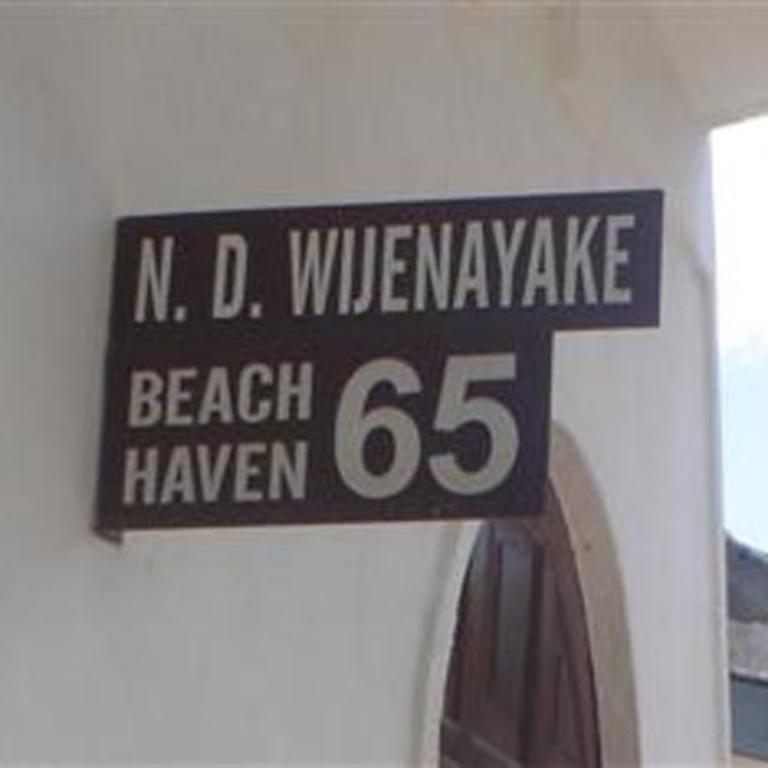 Wijenayake'S - Beach Haven Guest House - Galle Fort Exteriör bild